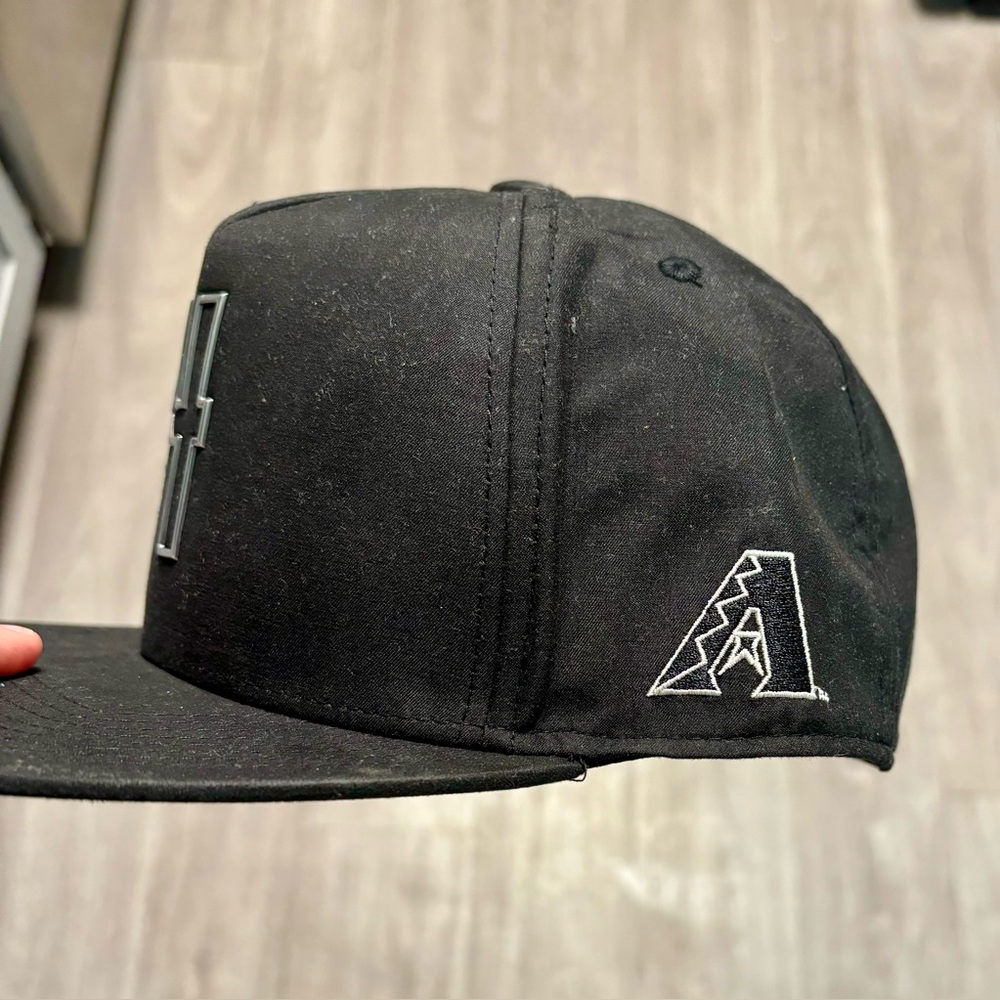 Arizona Diamondbacks Hat - Picture 4 of 4